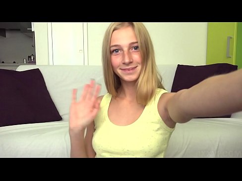 ❤️ Quando sono annoiata mi masturbo pigramente la mia figa rosa ️ Video di sesso al it.chengchengsm4.top ❌