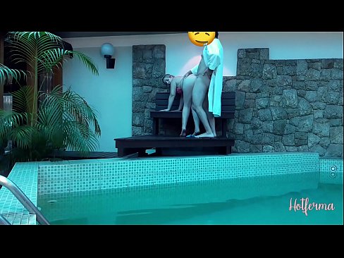 ❤️ Il capo invita la cameriera alla piscina, ma non poteva resistere a un caldo ️ Video di sesso al it.chengchengsm4.top ❌